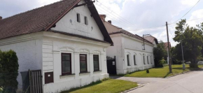 Farma Macas, Lázně Bohdaneč